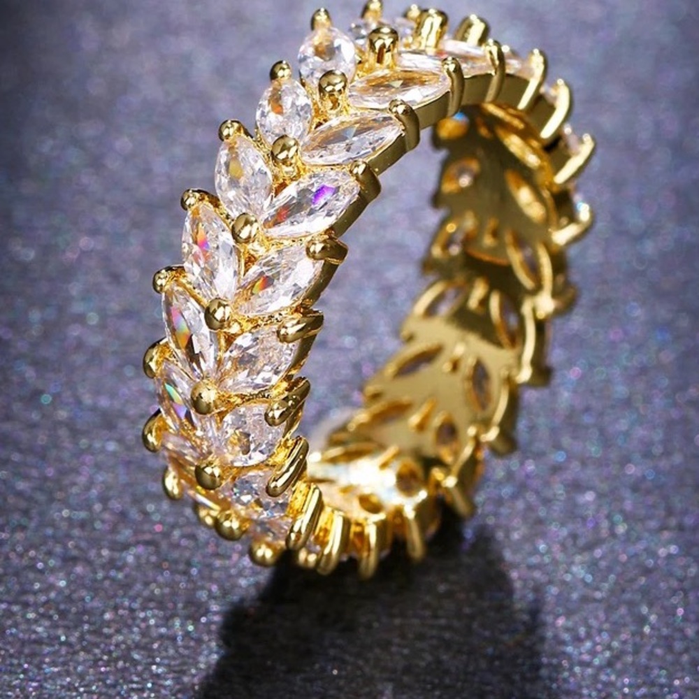 Stainless Steel Zircon Crystals Ring size 7